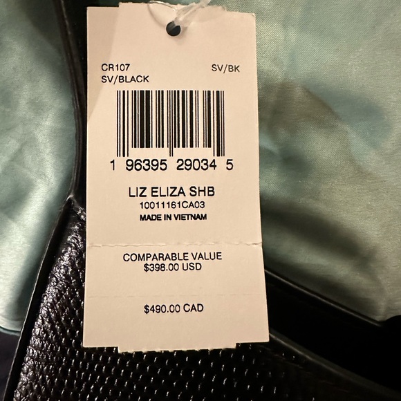 Coach - Picture 6 of 7